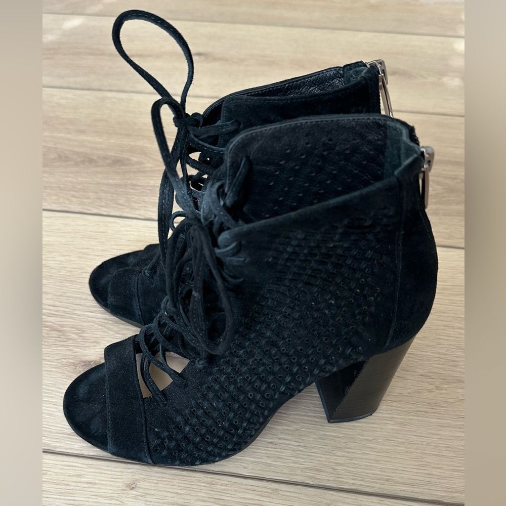 Vince Camuto Black Suede Perforated Booties Women’s Size 7.5